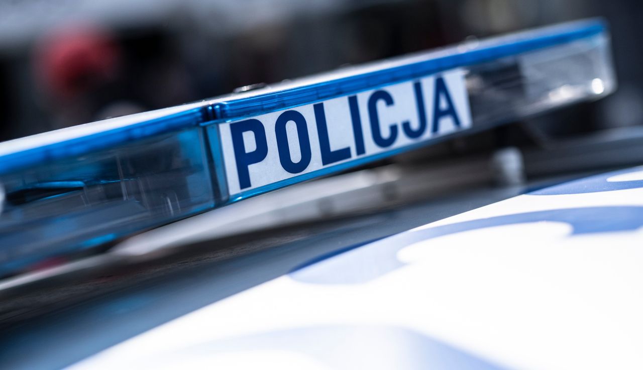 Bójka na terenie szkoły w Olsztynie. 17-latek miał przy sobie maczetę