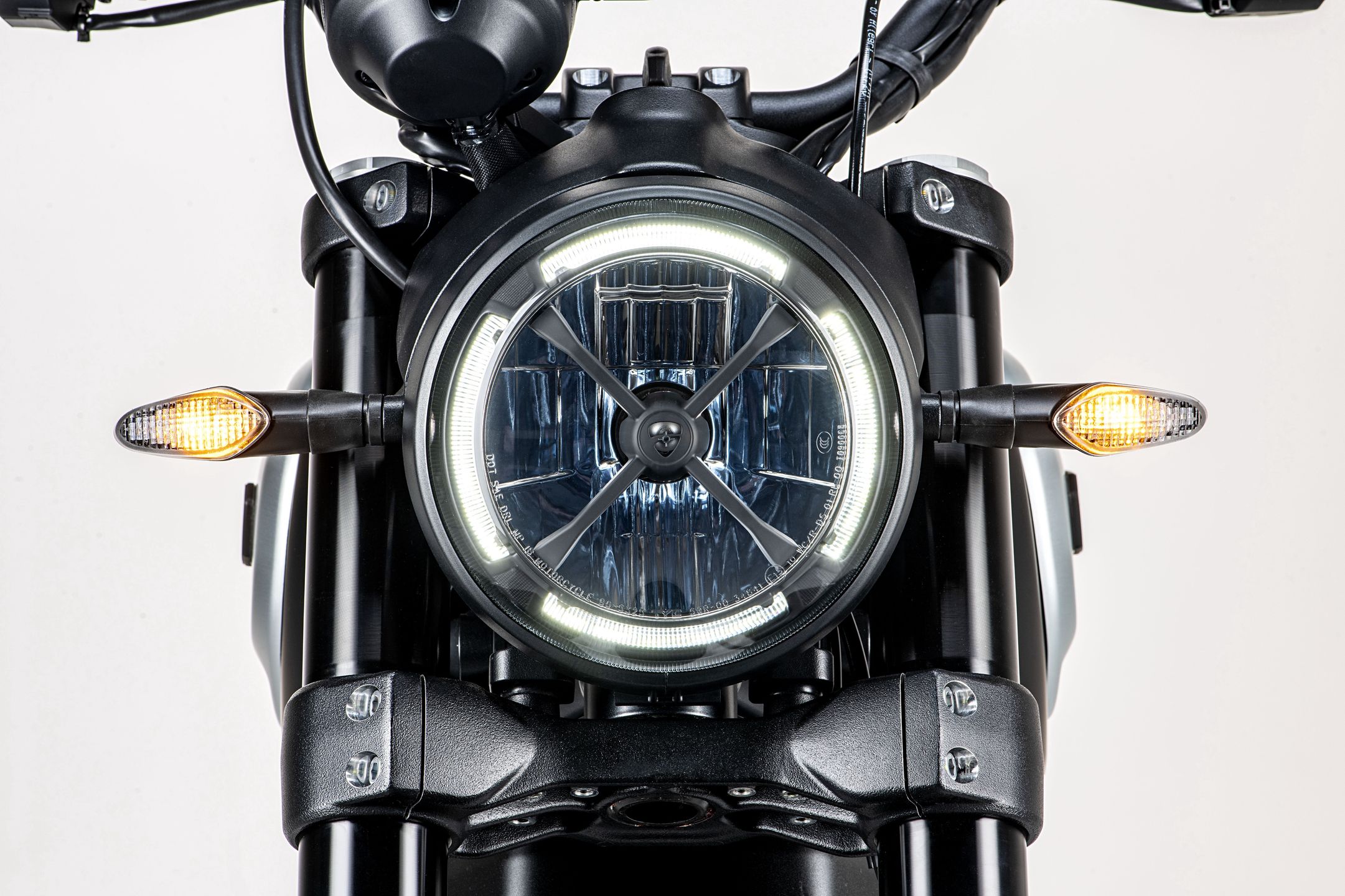 Ducati Scrabler 1100 Dark PRO