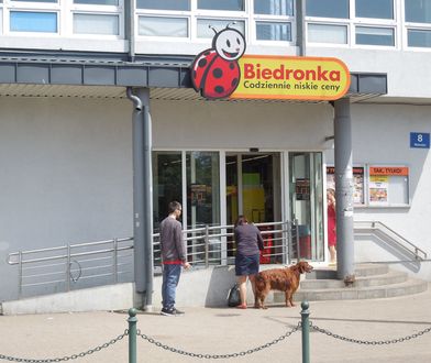 Oznaczenia produktów w Biedronce. Unijna komisarz komentuje sprawę