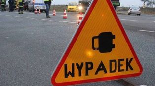 Zderzenie trzech pojazdów na trasie S3. Droga w kierunku Szczecina jest zablokowana