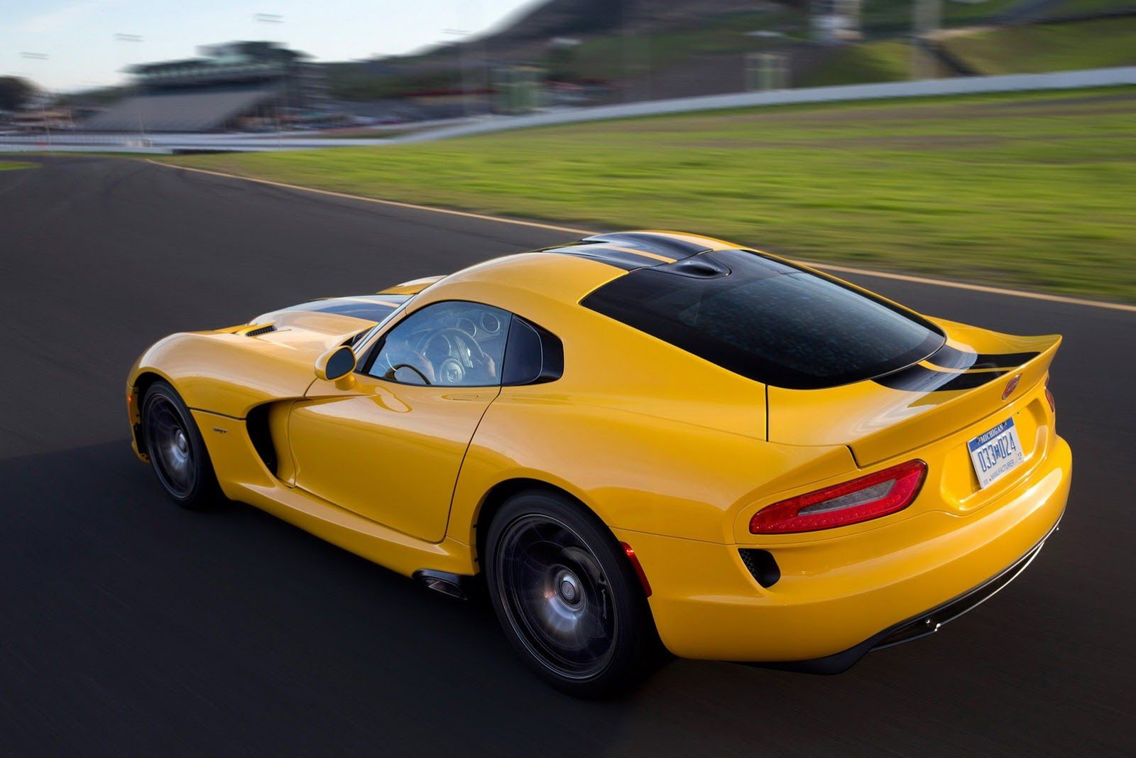 2013 SRT Viper - w żółci, czerwieni, czerni i niebieskim [aktualizacja] 88