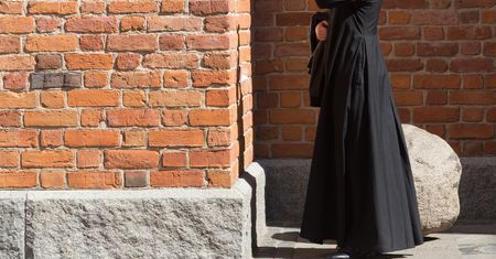Groźby i hejt wobec ginekolog z Oleśnicy. Przed sądem ma stanąć ksiądz
