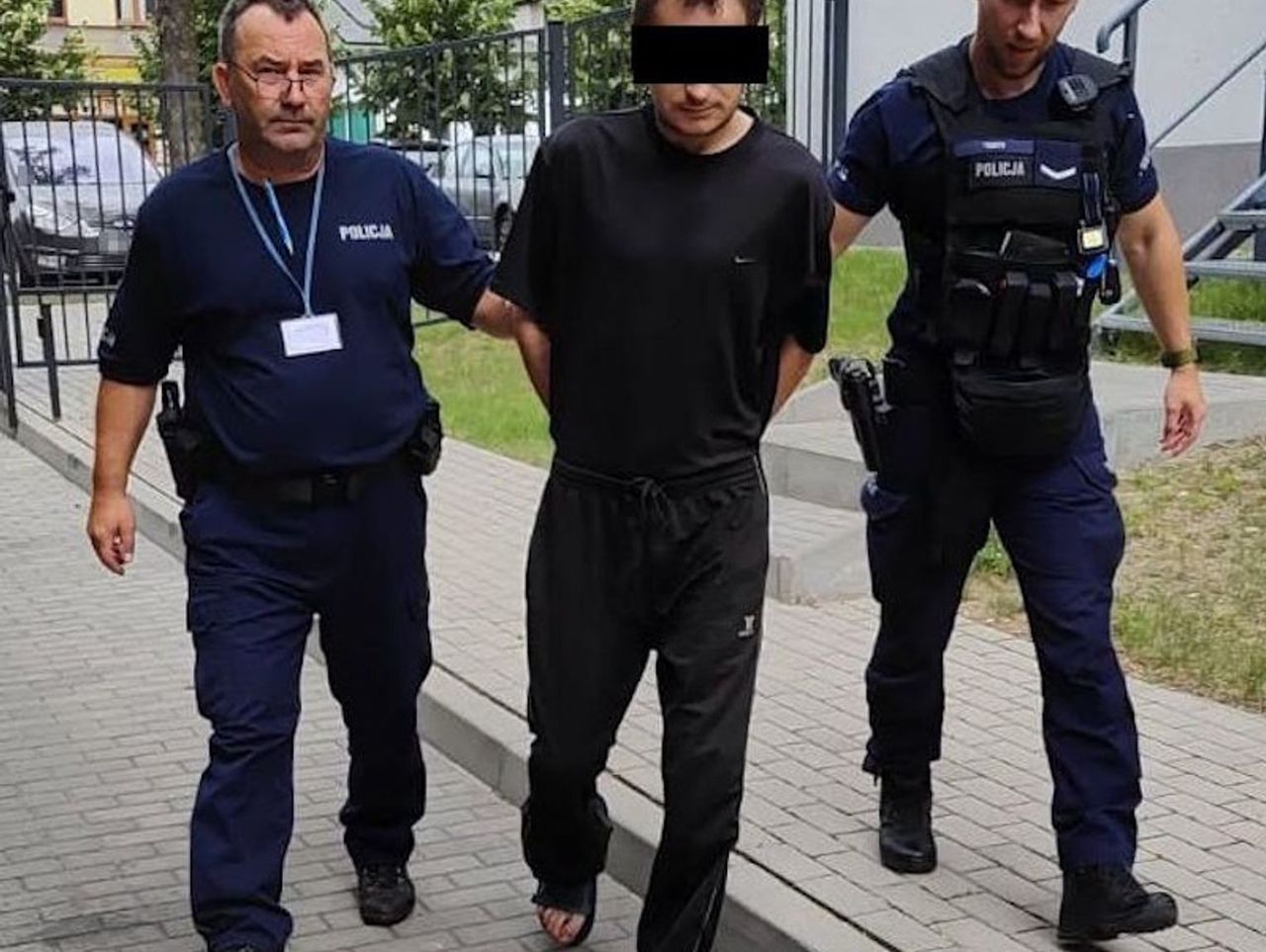 Podpalił łóżko, na którym spał jego ojciec. 33-latek usłyszał zarzut