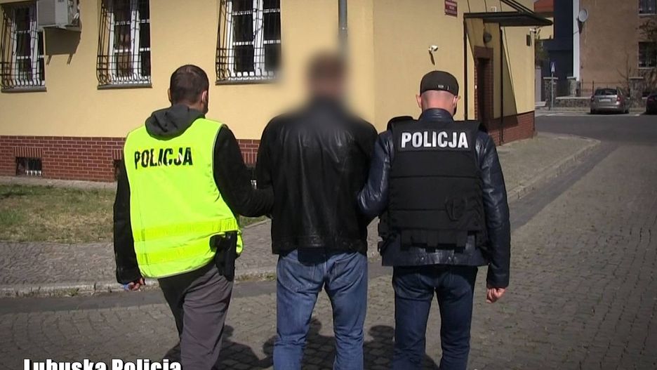 Urzędnik wydziału komunikacji Starostwa Powiatowego w Strzelcach Krajeńskich zatrzymany za przywłaszczenie pieniędzy