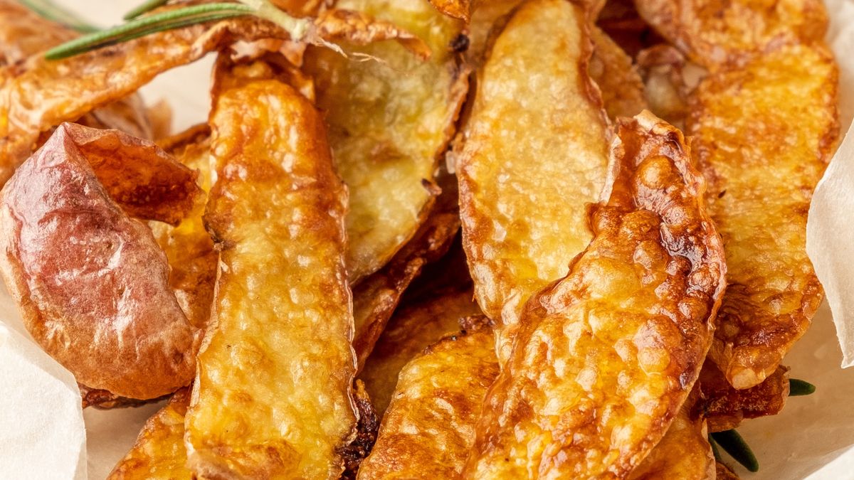 Frytki z obierek po ziemniakach