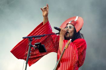 Empire of the Sun wraca do Polski. Steele dla WP Kultura: świat ma być piękniejszy