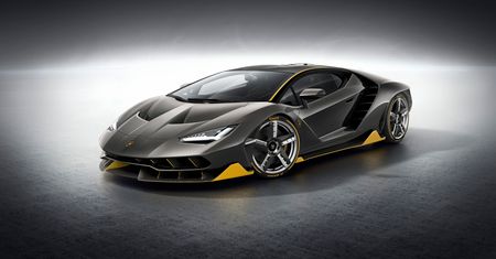 Kupujesz używane Lamborghini Centenario? Upewnij się, że ma poprawną naklejkę
