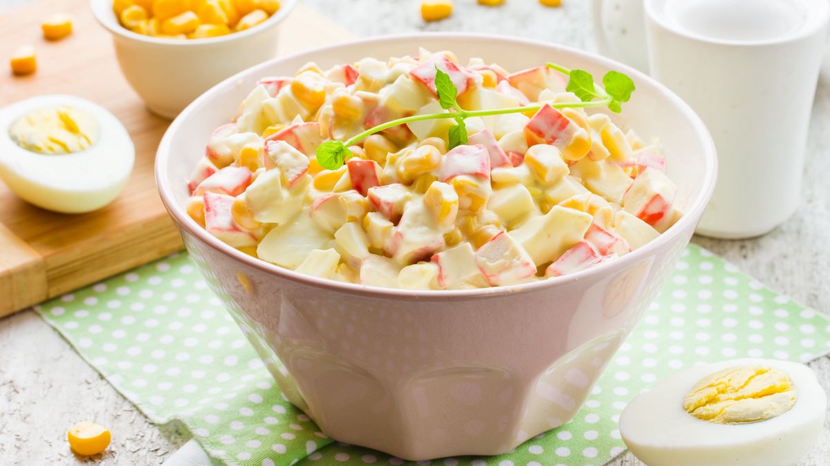 Sałatka, jaką chętnie jadają Polacy