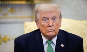 Widmo blokady cieśniny Ormuz. USA i Iran wymieniają ostre groźby