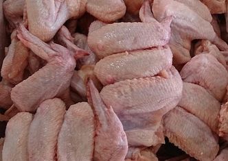 Mięso z Polski z salmonellą. Bułgaria niszczy 10 ton drobiu