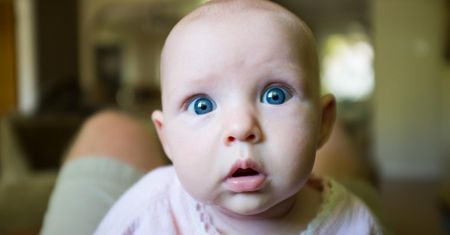 Od którego z rodziców dzieci dziedziczą inteligencję? Teraz już wiadomo