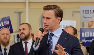 Wybory 2020. Incydent w Toruniu. Zniszczony bus Krzysztofa Bosaka