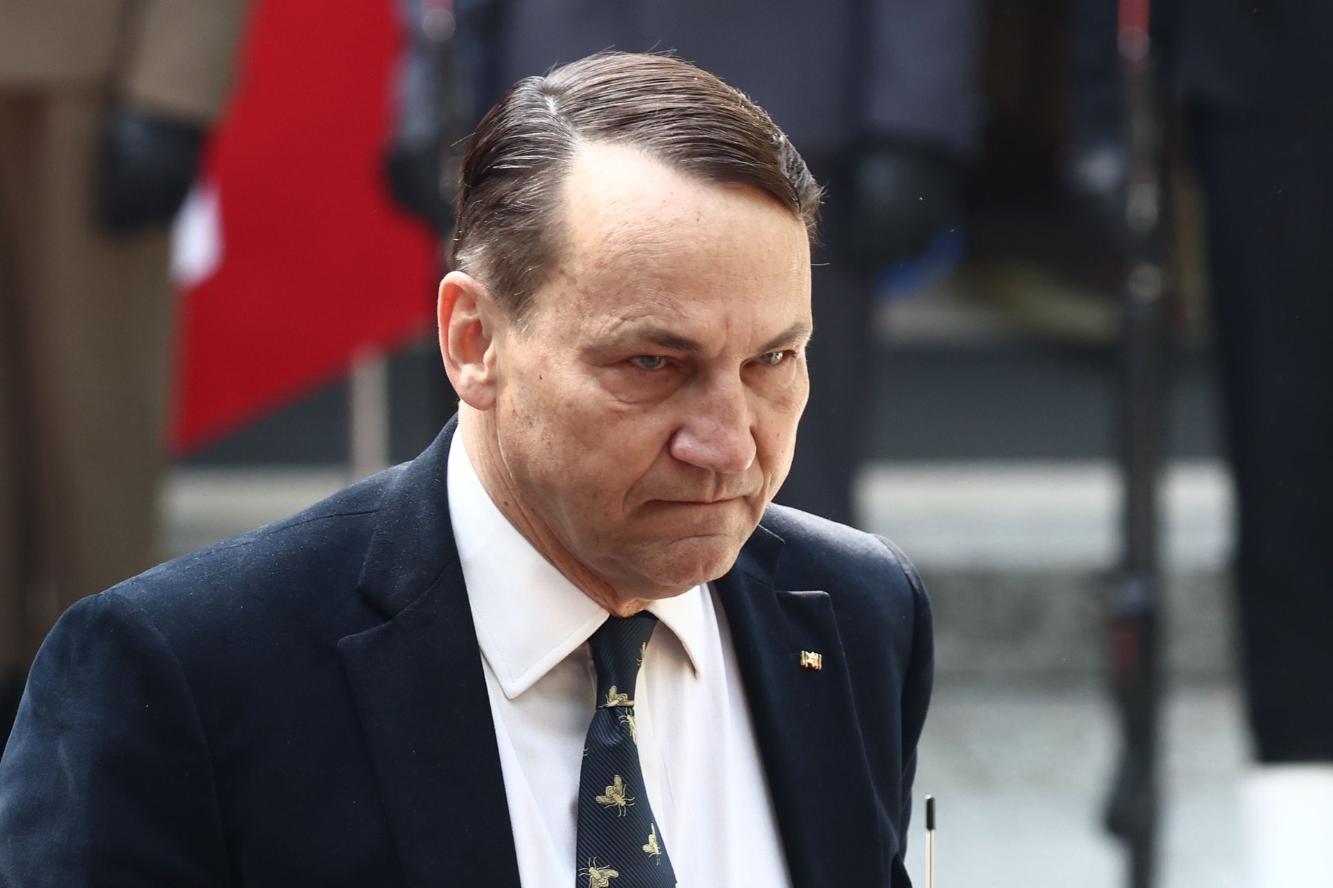 Sikorski reaguje na raport Rosjan. "Nie macie prawa"