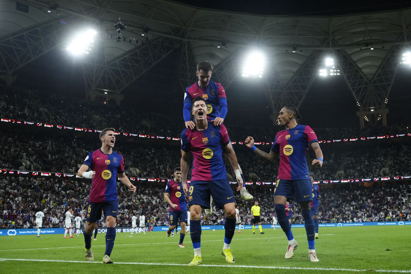 Niedziela pod znakiem El Clasico. Wynik wpłynie na losy mistrzostwa Hiszpanii