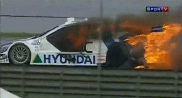 Pożar i ewakuacja kierowcy podczas Stock Car Brasil [wideo]