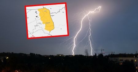 Burze i możliwy grad. Alerty w dwóch województwach