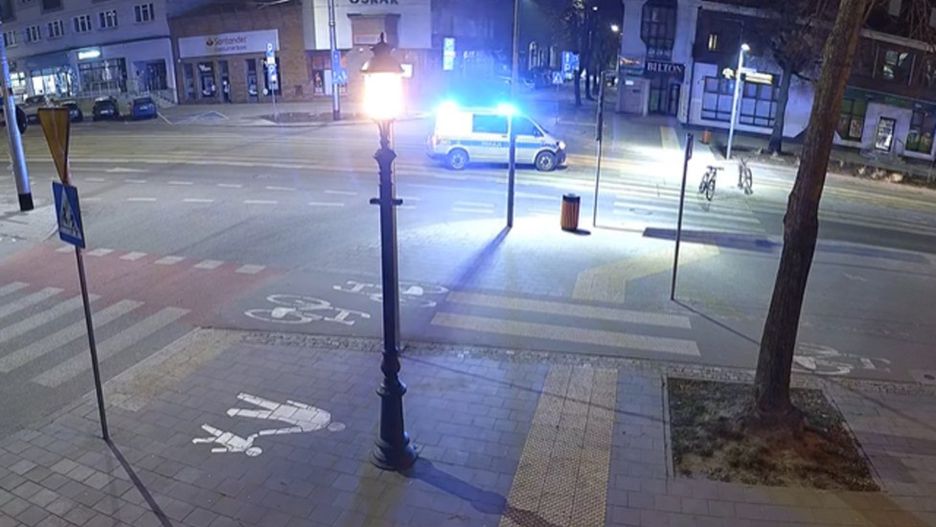 Ustawili blokadę na torowisku. "Myśleli, że o tej porze jeździ tramwaj"