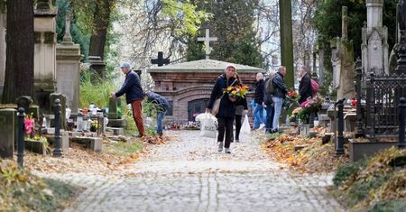 Wszystkich Świętych 2024 w Lublinie – serwis specjalny, informator