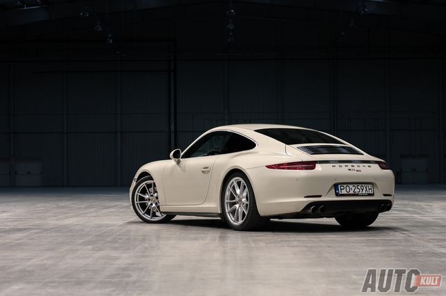 Porsche 911 50th Anniversary Edition (991)