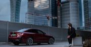 Test: BMW i4 M50, czyli bordowy przypadek otwierania oczu niedowiarkom