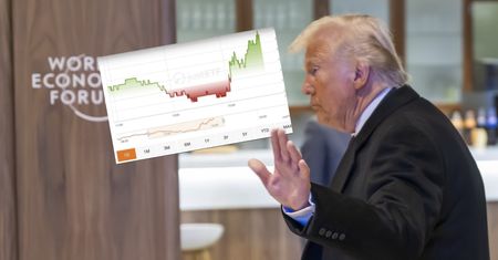 "TACO Thursday" na rynkach. Donald Trump straszył innych, a sam "wymiękł"