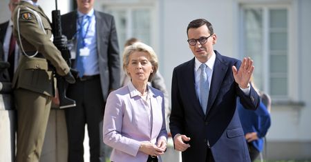 Pytanie o unijne pieniądze oraz pismo polskiego rządu. Wiceszef MSZ mówi o europosłach PO