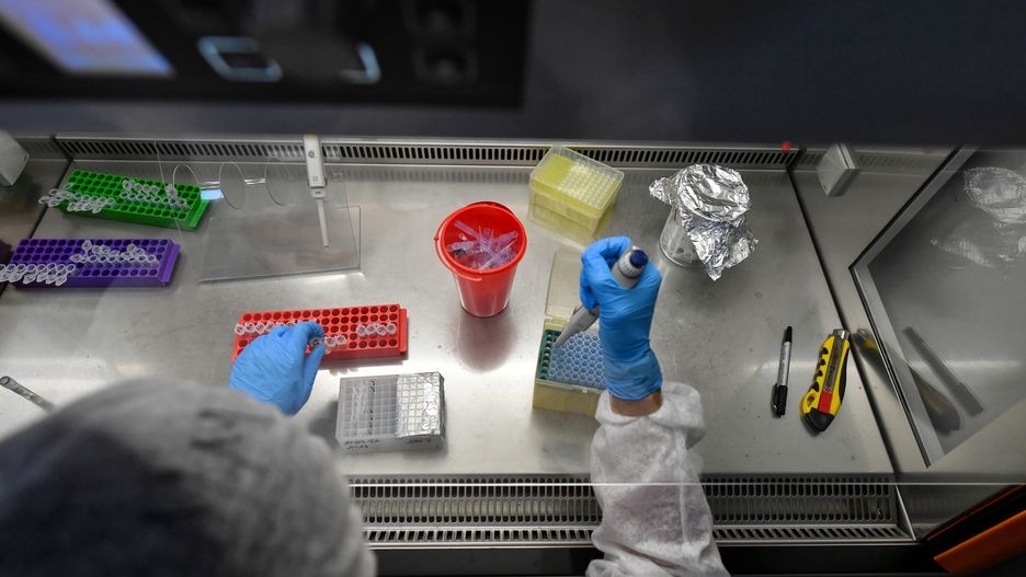 Koronawirus. Ponad 27 tys. zakażeń w Polsce. We Wrocławiu przybyło 608 chorych, 5 osób zmarło