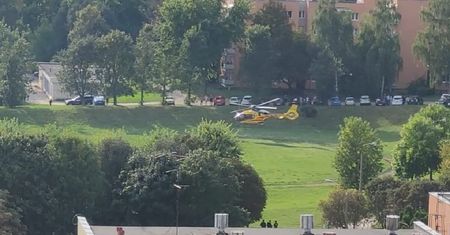 Śmigłowiec LPR lądował na osiedlowym boisku, nie było wolnej karetki. Wszystko przez przypaloną kiełbasę