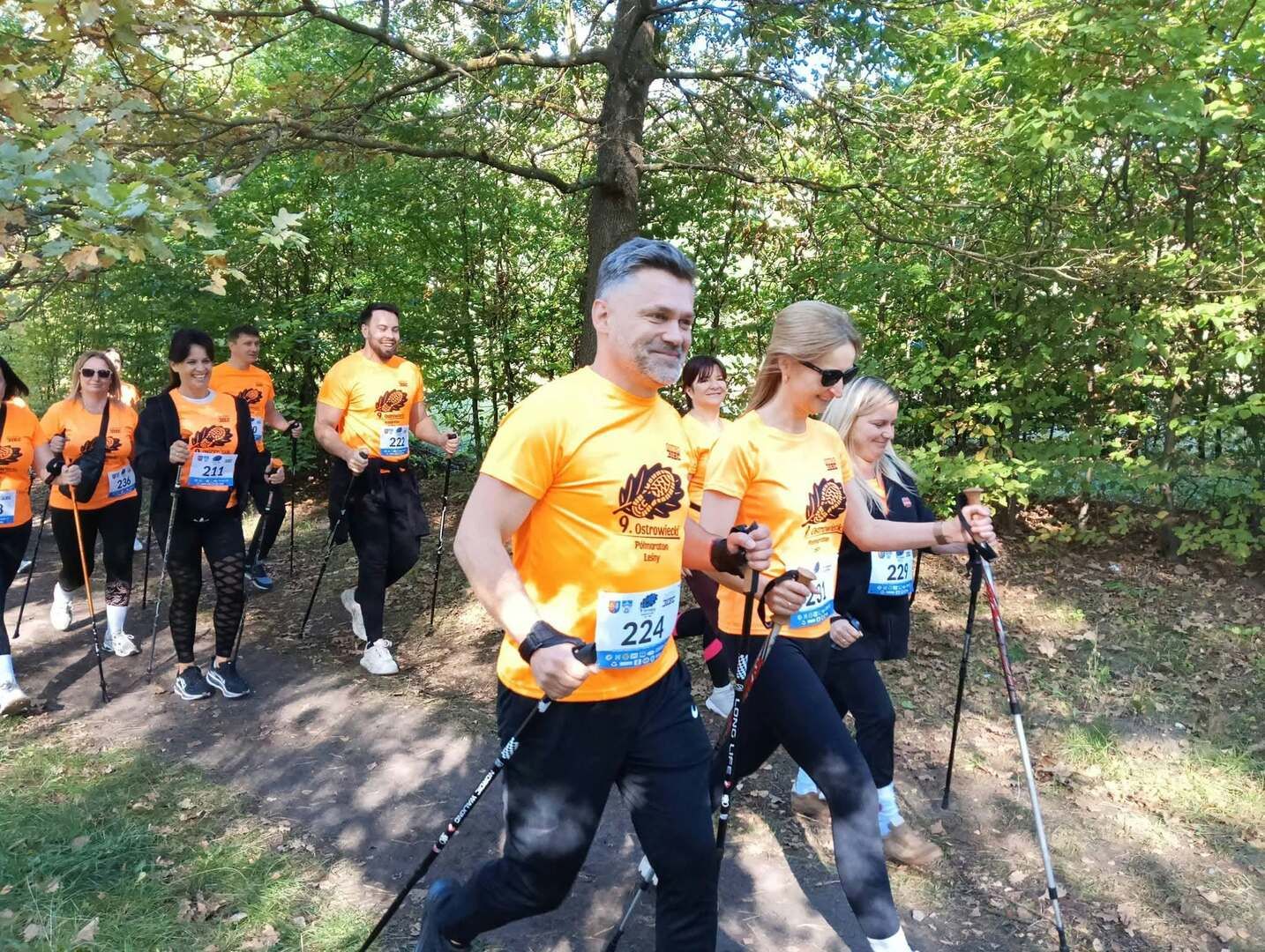 Partnerzy OstrejKarty pobiegli razem. Sport połączył lokalnych przedsiębiorców