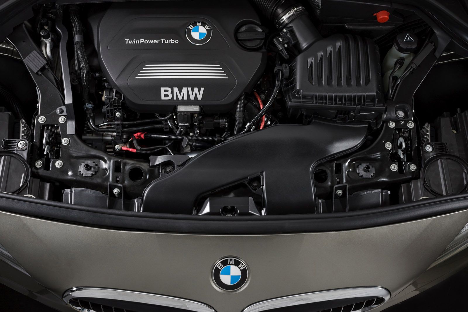 BMW przedstawiło 290 zdjęć z serią 2 Active Tourer [galeria] 73
