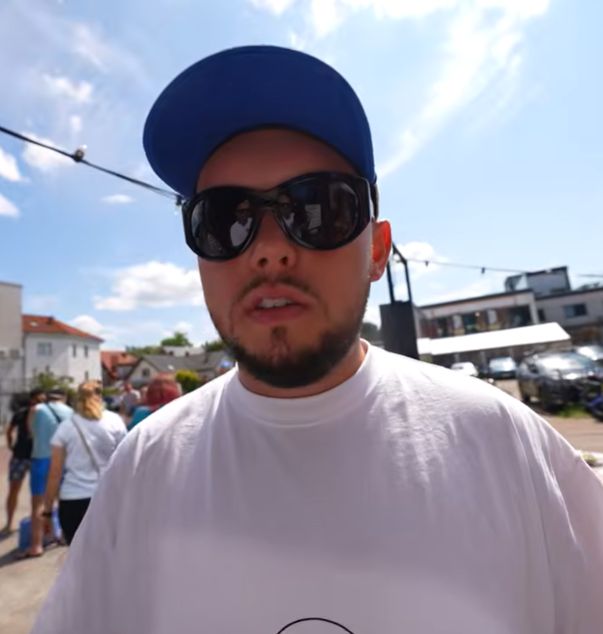 Książulo podczas wizyty w Pobierowie