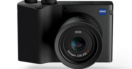 Zeiss ZX1 - zobacz jak wielki jest ten pełnoklatkowy kompakt, który ma Androida i Lightroom CC