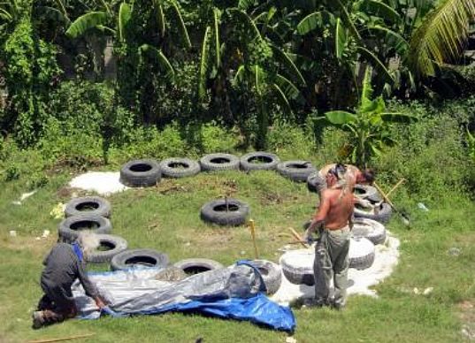 Dom zbudowany z odpadów w 4 dni! 3