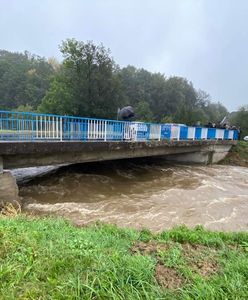 Ewakuacja mieszkańców Jarnołtówka i Pokrzywnej