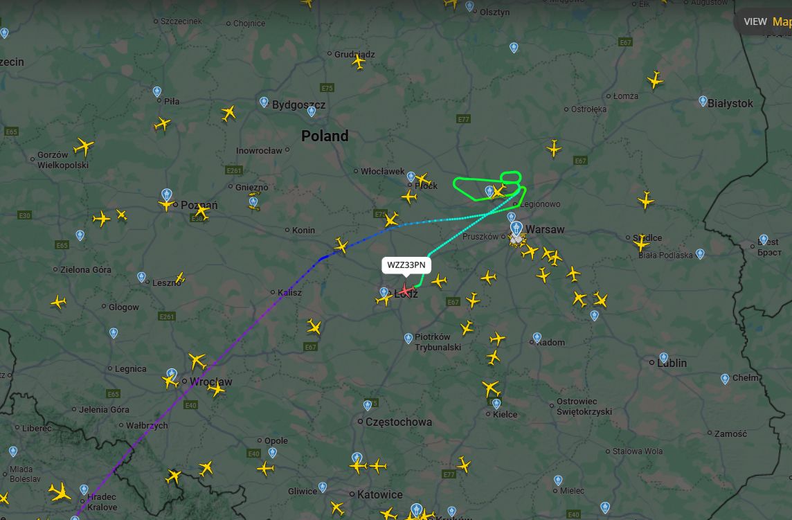 "Fatalne warunki". Loty do Modlina przekierowane