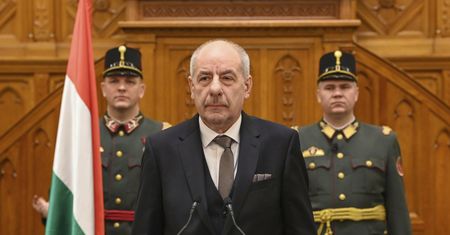 Nowy prezydent Węgier objął obowiązki. To były szef TK