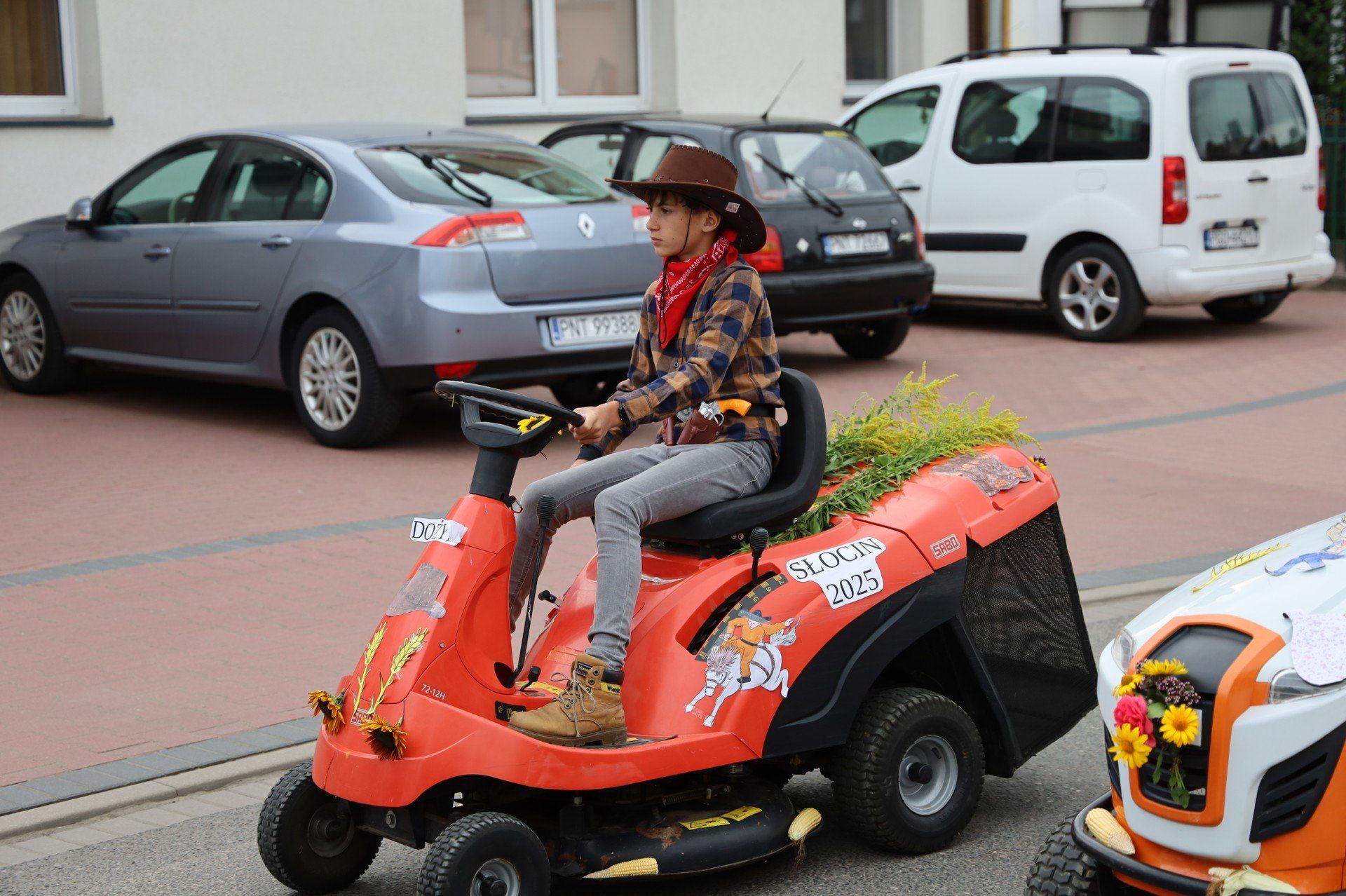 Wdzięczność za plony i taneczna zabawa w rytmach country - tak wyglądały dożynki w Słocinie