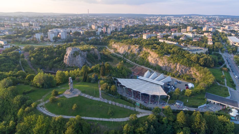 To miasto omijane przez turystów, a w rzeczywistości skrywa wiele ciekawych miejsc