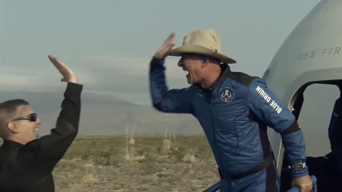 Jeff Bezos po swoim kosmicznym locie 