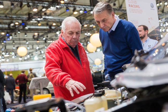Po 31 latach, kierowca Joachim Kleint i konstruktor Kurt Bergmann spotkali się przy okazji odsłonięcia odremontowanego auta