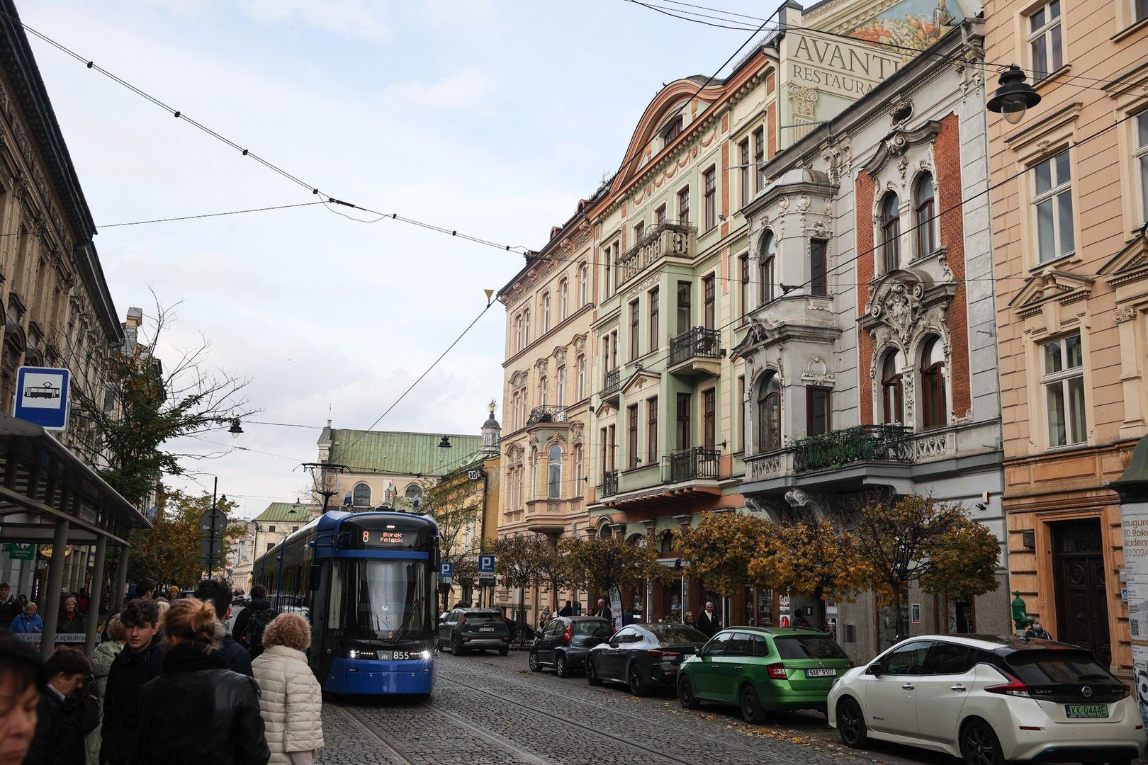 ulica Karmelicka - widok od strony ul. Podwale