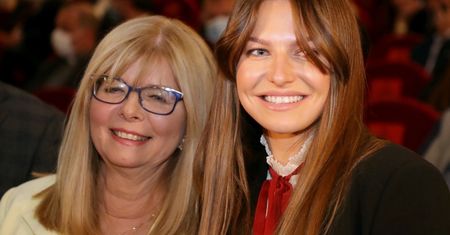 Anna Lewandowska z bratem na premierze FILMU MAMY, Marii Stachurskiej (ZDJĘCIA)