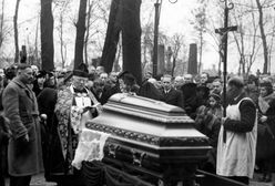 Podwójne życie Bolesława Leśmiana. Wielki skandal na pogrzebie
