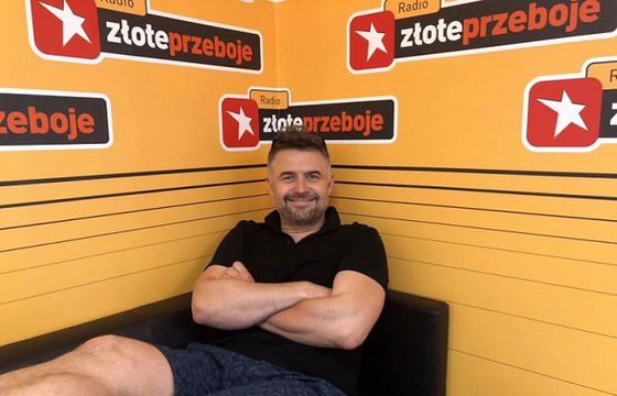 Mobilne studio Radia Złote Przeboje z trasą po całej Polsce. W poranki skecze „Igor Kwiatkowski All Excuse Me”