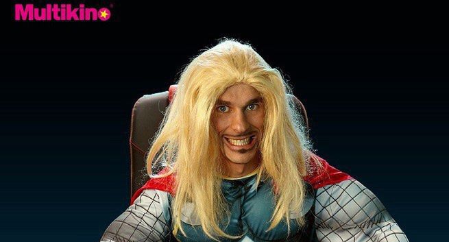 Piotr Żyła jako bóg piorunów w nowej kampanii Multikina