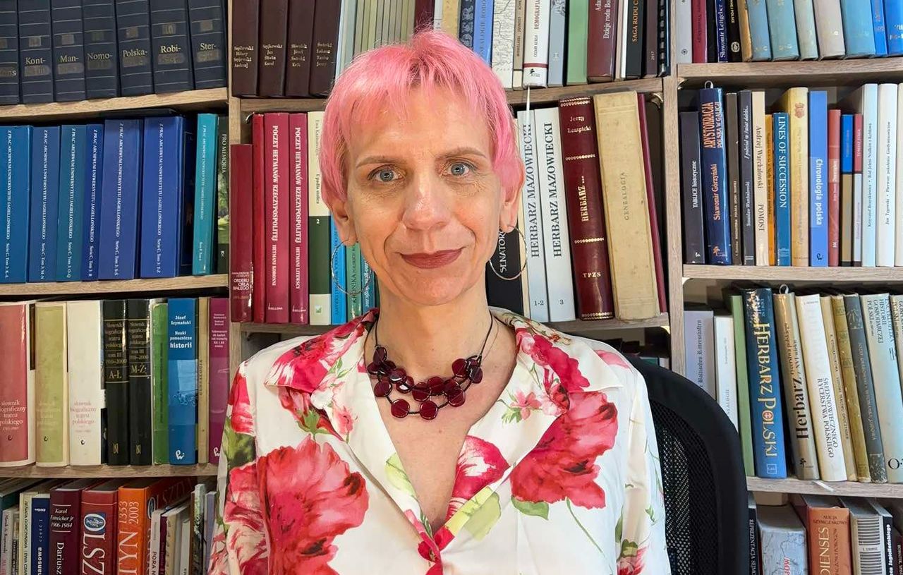 Znana genealożka po tranzycji. Organizuje swoje "chrzciny"