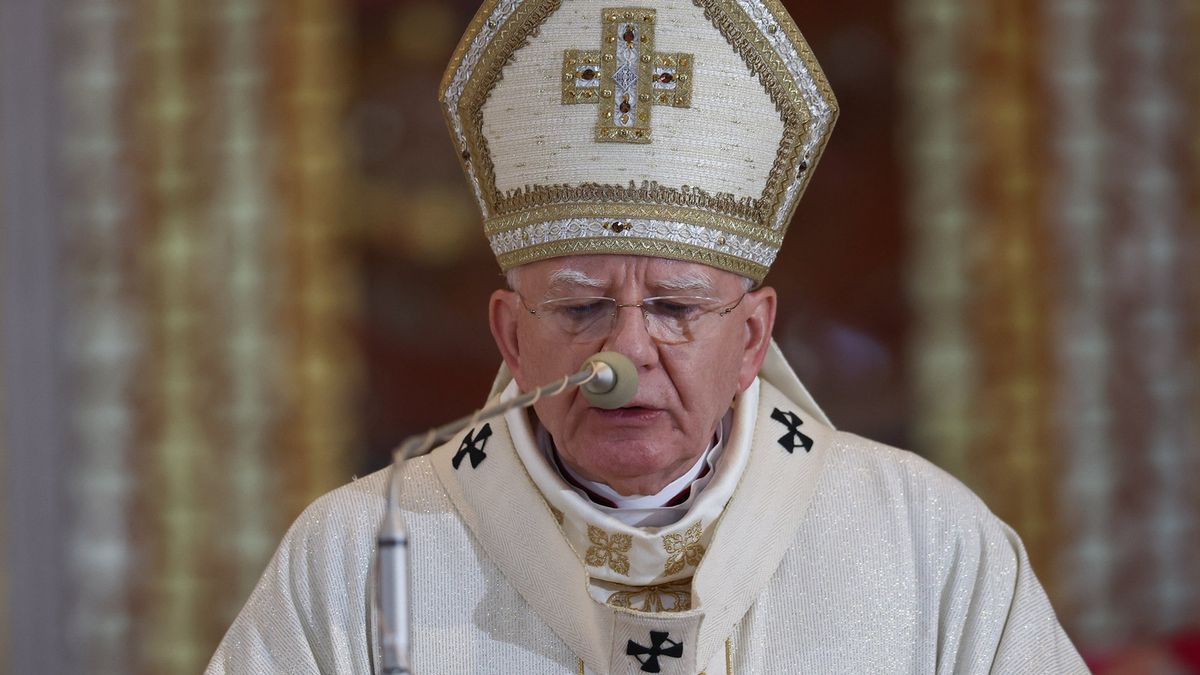 Abp Marek Jędraszewski zignorował papieża.