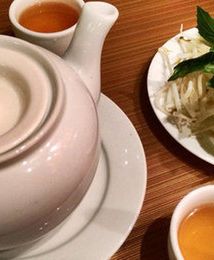 Koniec z brytyjskim "five o'clock"? Sprzedaż herbaty na wyspach regularnie spada