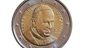 Wizerunek papieża zniknie z watykańskiego euro. W zamian herb Franciszka