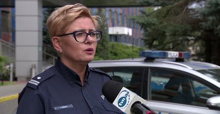 Poznała przez internet Tunezyjczyka, pojechała do niego na wakacje. Policja: Została porwana, była bita